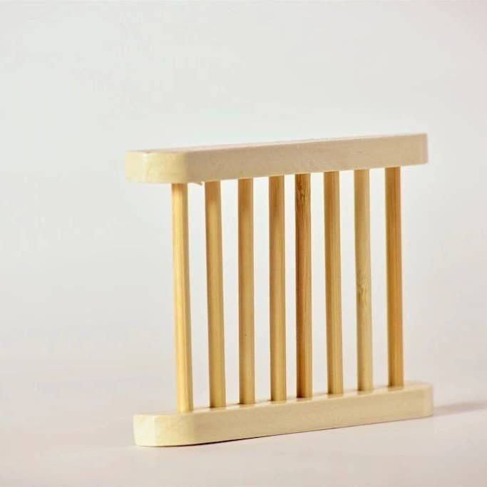 Natural bamboo soap bar dish holder for shampoo and conditioner bars, eco-friendly and mold-resistant design